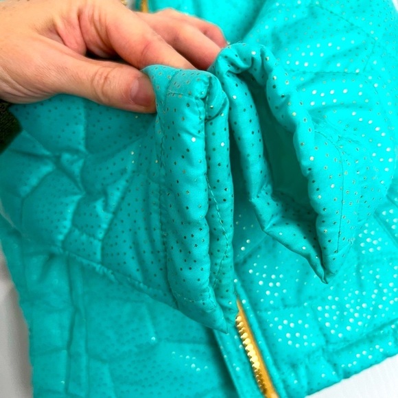 12mo cat & jack jacket - Picture 3 of 4